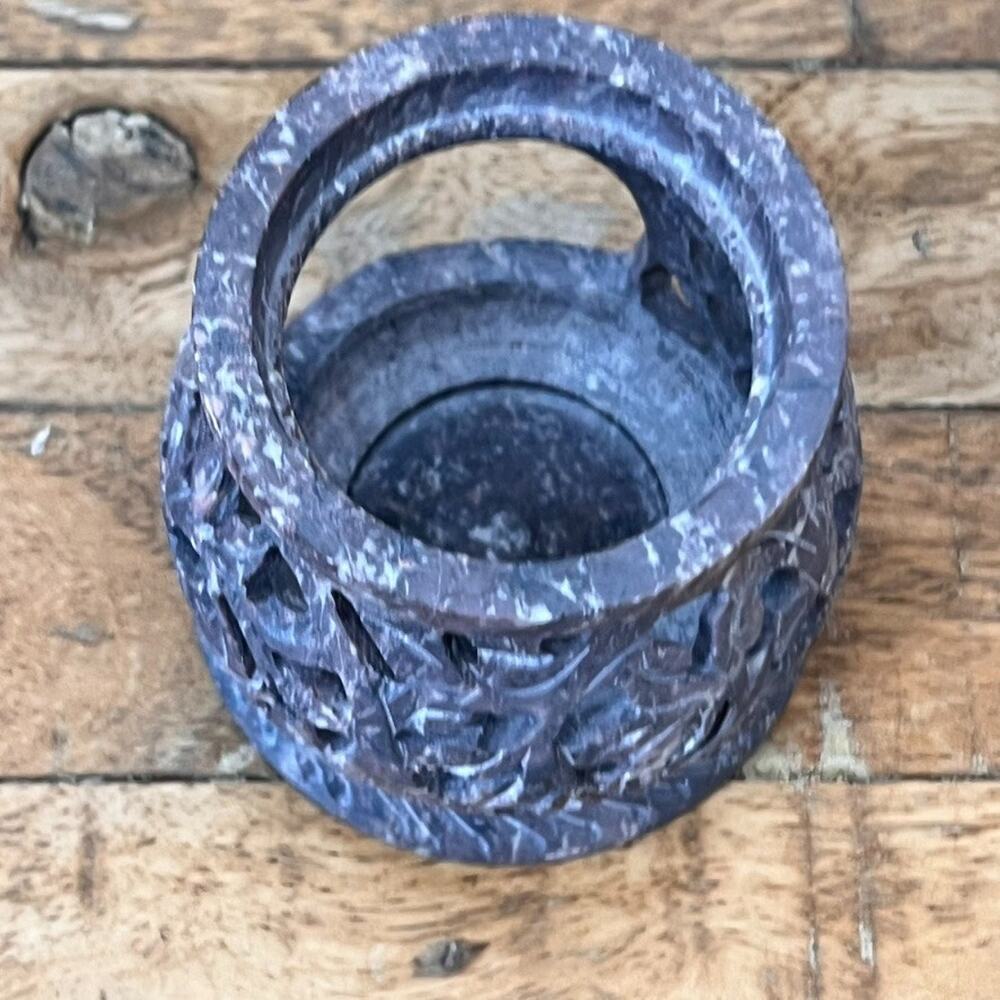 Soapstone Hand Carved Tea Light Holder 3.5" Oil Burner - Picture 3 of 9
